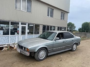 урус машина: BMW 525: 1988 г., Бензин, Седан — 2