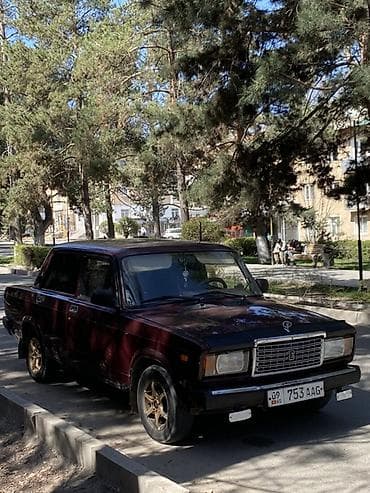 эски унаалар: ВАЗ (ЛАДА) 2107: 2005 г., 1.7 л, Кол менен иштөөчү, Бензин, Седан — 5