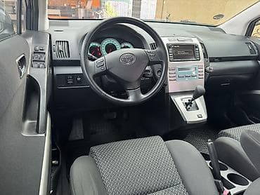 жаз авто: Toyota Corolla Verso: 2008 г., 1.8 л, Автомат, Бензин, Вэн/Минивэн — 10