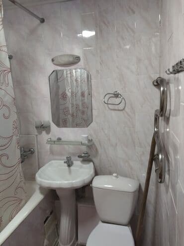 дом отдыха бишкек: 3 бөлмө, Душ кабинасы, Кондиционер, Унаа токтотуучу жай — 15