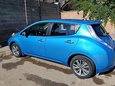 ботореи: Nissan Leaf: 2014 г., 0.1 л, Автомат, Электромобиль, Хэтчбэк — 4