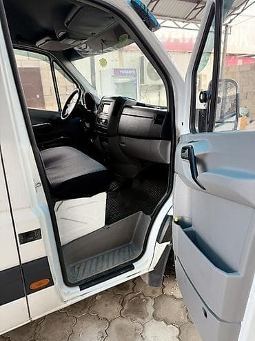 Коммерческий транспорт: Легкий грузовик, Mercedes-Benz, Стандарт, 3 т — 7