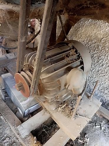 Пилы: Циркулярные электропилы Б/у, От электросети, Диаметр диска: Другой диаметр, Настольная — 4