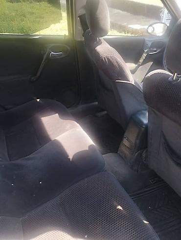 Продажа авто: Opel Vectra: 1999 г., Механика, Универсал — 5