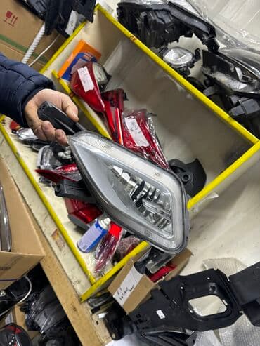 lf: Левая противотуманная фара Hyundai 2016 г., Б/у, Оригинал — 1