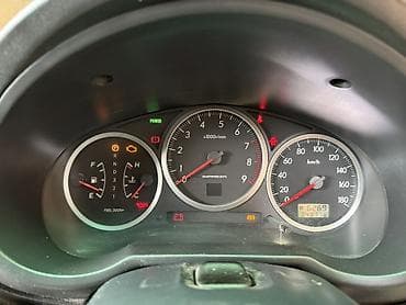 тарпеда на субару: Приборный панель Subaru Impreza WRX (второе поколение, ориентировочно — 1