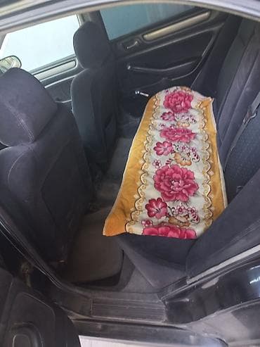 сиденья хонда: Honda Accord: 2002 г., 1.8 л, Механика, Седан — 5