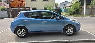 Nissan Leaf: 2013 г., Электромобиль