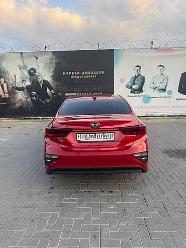 dd oo: Kia K3: 2019 г., Автомат, Седан — 3