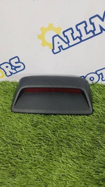 запчасти на электросамокат бишкек: Lexus ES330 v-3.3 2006 год, салонный повторитель стоп сигнала — 1