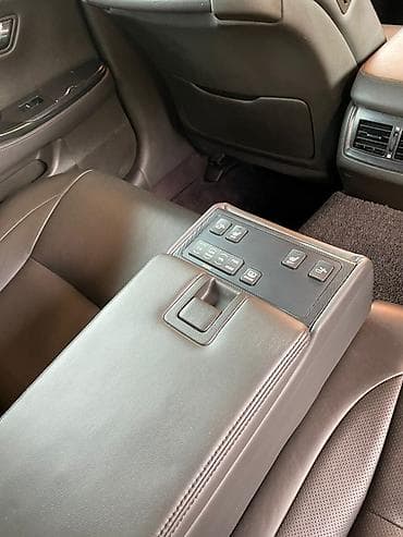 byd e5 купить в китае: Toyota Crown: 2010 г., 3.5 л, Автомат, Гибрид, Седан — 9