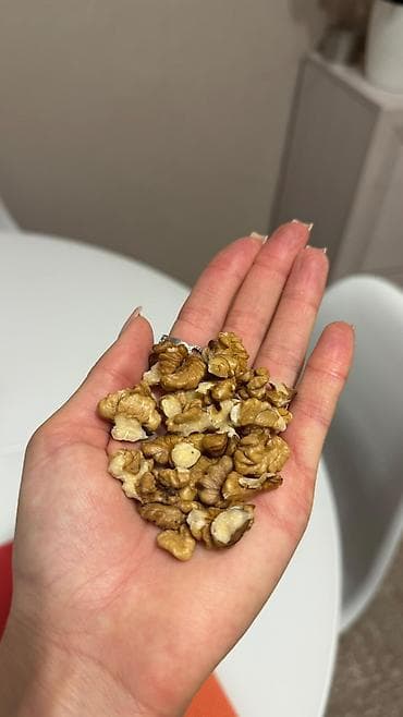 мука второй сорт: Продаю орехи.В наличии 35кг — 3