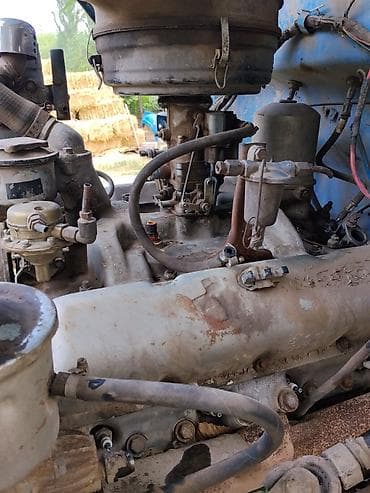 Унаа тетиктери: Бензиновый карбюраторный двигатель ЗМЗ V8 (семейство Описание: - — 3