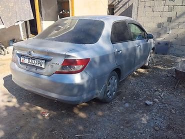 вампер фит: Honda Fit Aria: 2004 г., 1.5 л, Вариатор, Бензин, Седан — 4