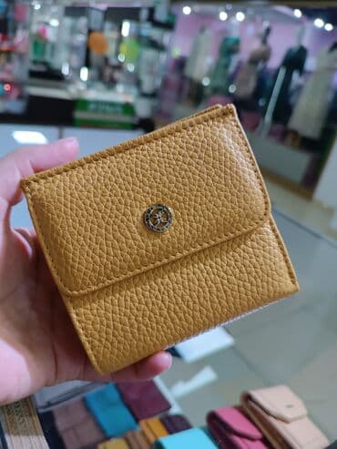 брендовые кошельки: Женский кошелек — 12