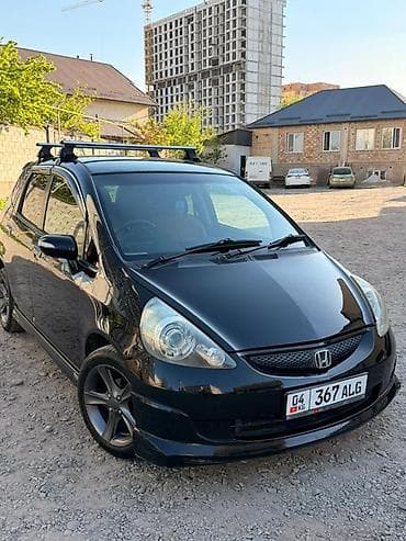 lexsus lx 470: Honda Fit: 2004 г., 1.3 л, Автомат, Бензин, Хэтчбэк — 5
