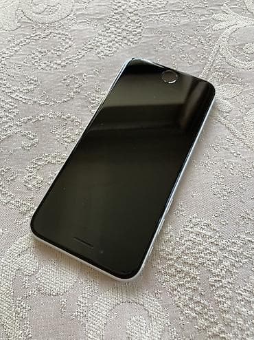 iphone xt: IPhone SE 2020, Б/у, 64 ГБ, Белый, Чехол, 98 % — 4