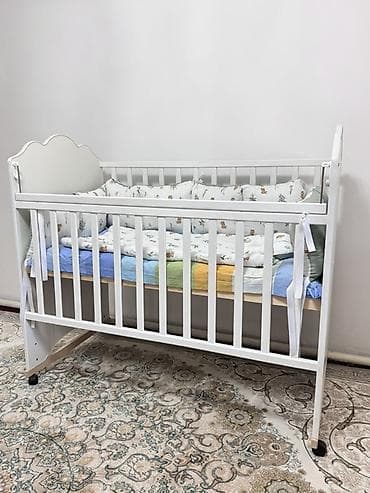 Балдар эмереги: Балдар кроваткасы комплекти менен сатылат 👶🏻 	•	Ак түстөгү сапаттуу — 1