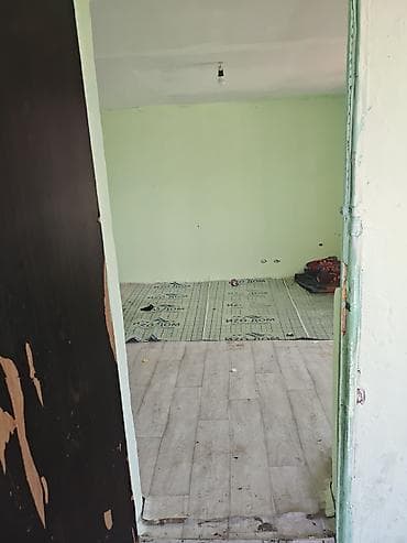 квартира 11000: Сдается квартира на долгосрочное. 12000 сом.Село Кок Жар. + — 5