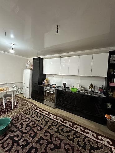 Продажа домов: СРОЧНО ПРОДАЕТСЯ!!! Район: Ак ордо 2 Участок: 4.25 Площадь: 130м2 — 9