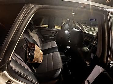 infinity fx: Subaru Legacy: 2000 г., 2 л, Автомат, Бензин, Седан — 6