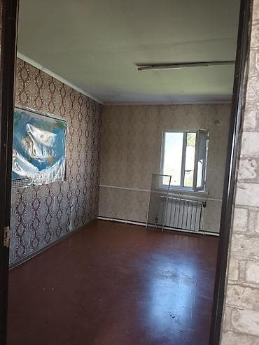 Недвижимость: 1 комната, Золотой квадрат Агентство недвижимости, Только девушкам, от 1 года, от 1 месяца, от 3 месяцев, С мебелью частично — 1