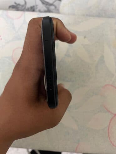 сломанные телефон: Poco C51, Б/у, 64 ГБ, цвет - Черный, В рассрочку, 2 SIM — 4