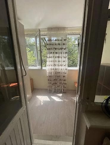 Недвижимость: 1 комната, 32 м², 3 мкр 104 серия, 2 этаж, Требуется ремонт — 5