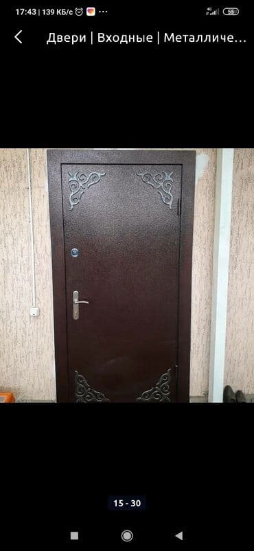 шкаф для документов со стеклом: Межкомнатная дверь со стеклом, цвет - Голубой, Б/у — 5