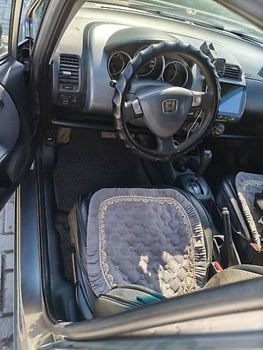 матиз 1 объем: Honda Jazz: 2004 г., 1.4 л, Автомат, Бензин, Хэтчбэк — 5