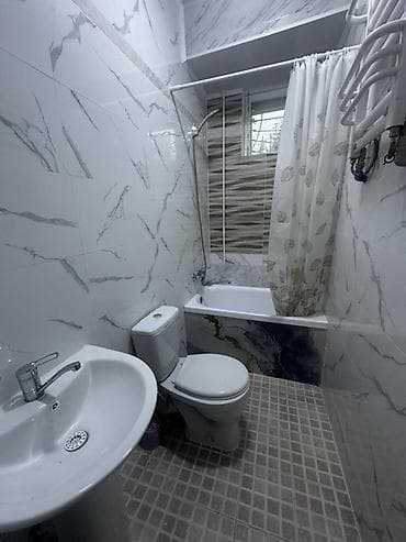 сдаю дом бишкек: 2 комнаты, 45 м², Индивидуалка, 1 этаж, Евроремонт — 10