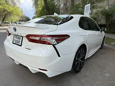 corolla runx: Toyota Camry: 2020 г., 2.5 л, Автомат, Гибрид, Седан — 7