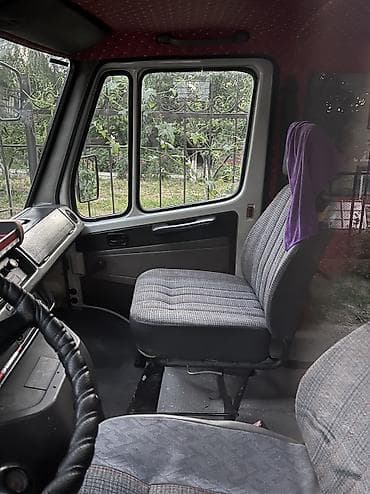 mini pajero: Mercedes-Benz : 1989 г., 1.9 л, Механика, Дизель, Бус — 8