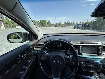 2017: Kia Sorento: 2017 г., 2 л, Автомат, Дизель, Кроссовер — 10