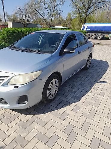corolla 2016: Toyota Corolla: 2011 г., 1.3 л, Ручные, Бензин, Седан — 1