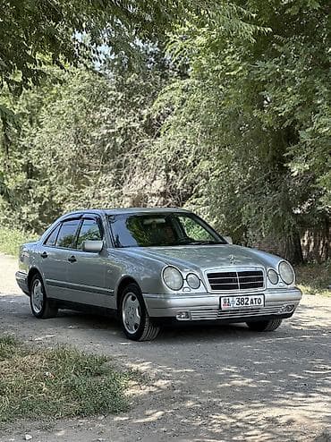 v class: Mercedes-Benz E-Class: 1999 г., 3.2 л, Автомат, Бензин, Седан — 1