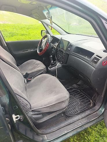 neta x: Toyota Corolla Verso: 2002 г., 1.8 л, Механика, Бензин, Минивэн — 5