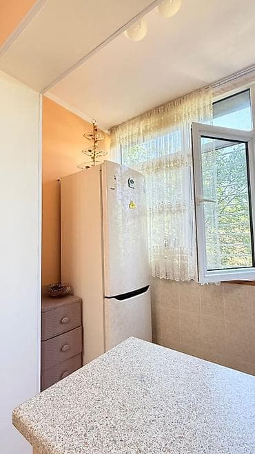 122: 3 комнаты, 62 м², 105 серия, 4 этаж, Евроремонт — 3