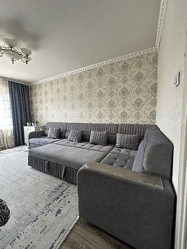 Продается диван,почти новый.3-4 месяца ему,продаем в связи с