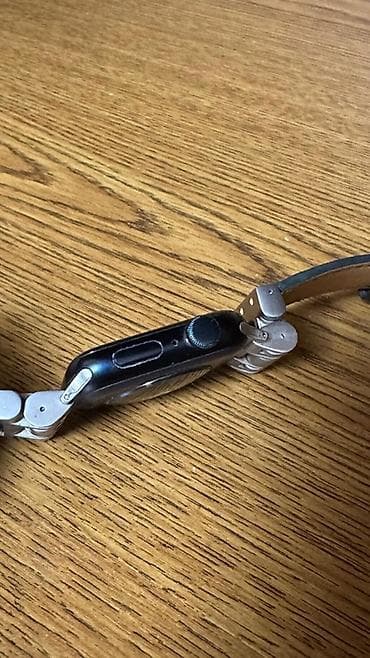 apple mac: Смарт‑часы Apple Watch (серия с прямоугольным дисплеем 40/41 мм или — 4