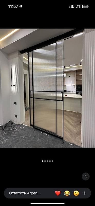 пластикатор: Алюминиевое окно на заказ, Тип окна: Витражные, Декоративные особенности: Другие особенности, Платная установка, В рассрочку — 5