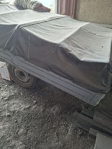 дом на колясах: Одноосный прицеп с тентом - Кузов металлический, борта штампованные — 3