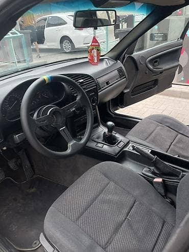 m5 e60: BMW 3 series: 1991 г., 2.5 л, Механика, Бензин, Седан — 8