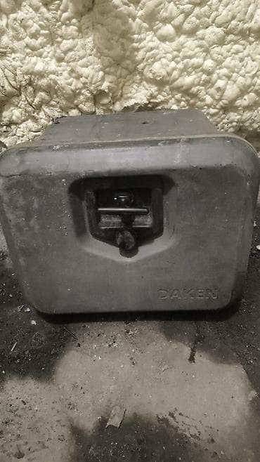 Пластиковый Ящик, Б/у at lalafo.kg Пластиковый Ящик, Б/у