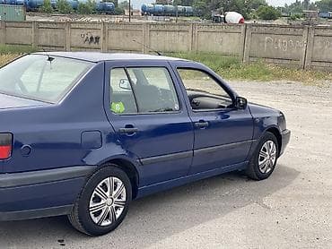 sprinter 2 2: Volkswagen Vento: 1997 г., 1.8 л, Механика, Бензин, Седан — 5