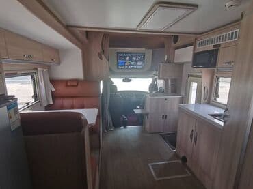 дом в колесах: Iveco Daily: 2020 г., 3 л, Автомат, Бензин, Фургон — 12