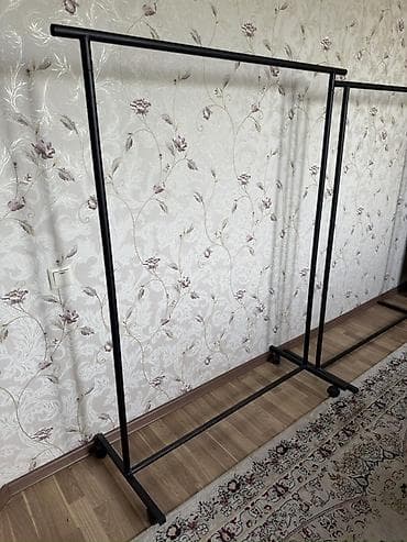 Размер: 157-130 см в отличном состоянии Металлическая напольная at lalafo.kg Размер: 157-130 см в отличном состоянии Металлическая напольная