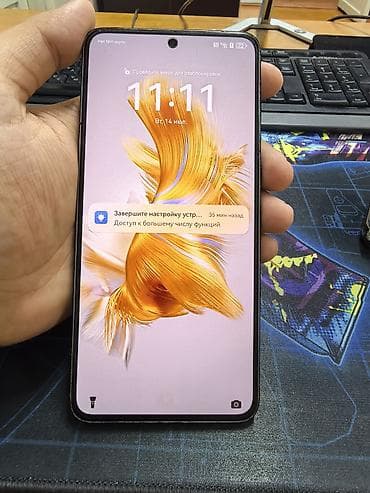 Техника и электроника: Huawei Mate 50, Б/у, 256 ГБ, цвет - Черный, 1 SIM, 2 SIM — 3