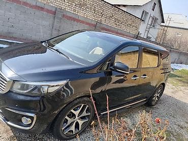 2017: Kia Carnival: 2017 г., Минивэн — 5