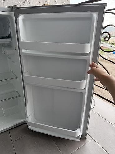 daf tandem: Холодильник Blesk, Б/у, Однокамерный, De frost (капельный) — 3